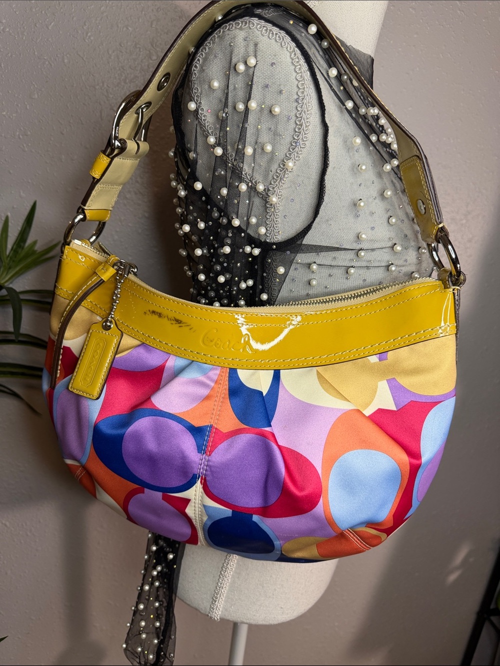 Vintage Coach Multicolor Circle Print Shoulder Bag with Yellow Patent Trim